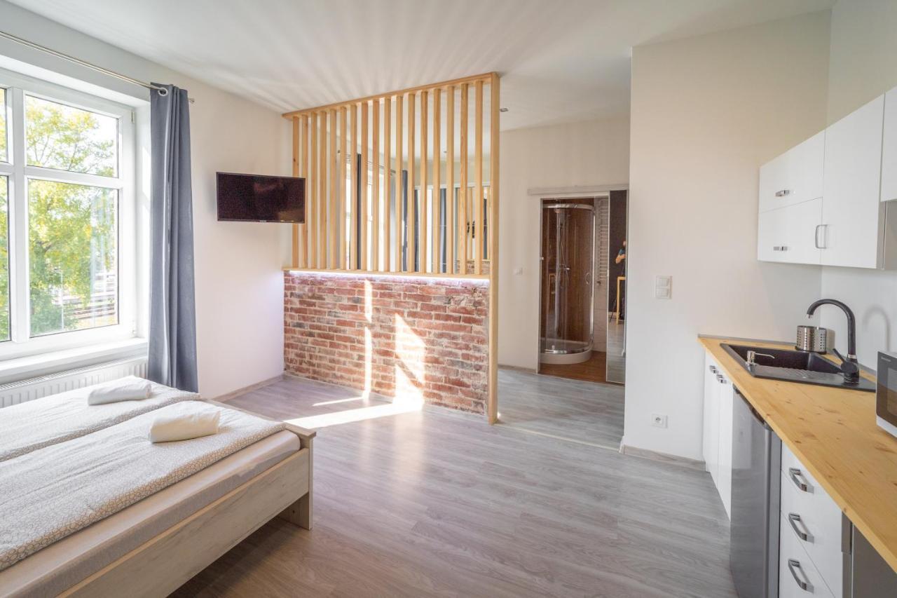 Black & White Vision Apartment - Centrum Ополе Екстериор снимка